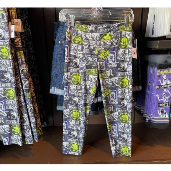 The Haunted Mansion Leggings
